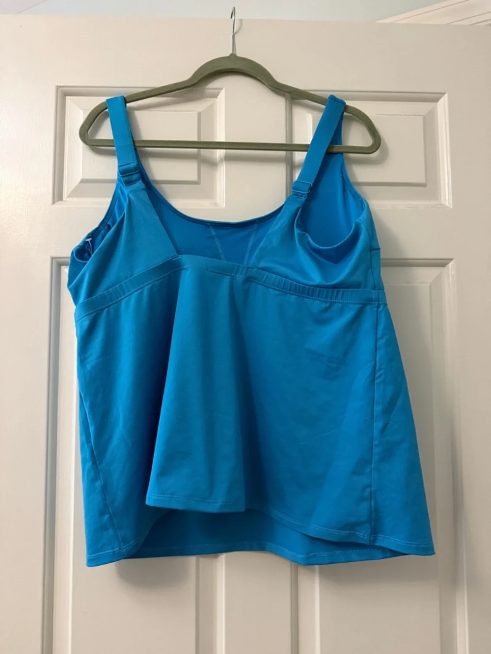 Nike Aqua Blue Scoop Tank with Built-in Support tankini for swimming - Picture 3 of 4
